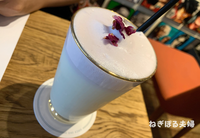 JASMINE MILK TEA for world book cafe